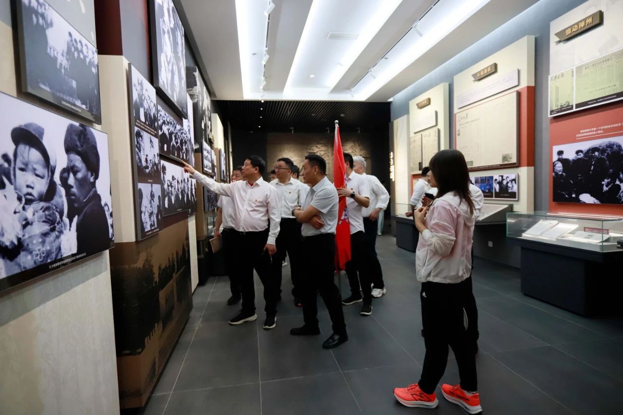 砥砺初心使命，汲取奋进力量丨2UP.IO（中国）乳业集团党委组织开展学习“焦裕禄精神”主题党日活动