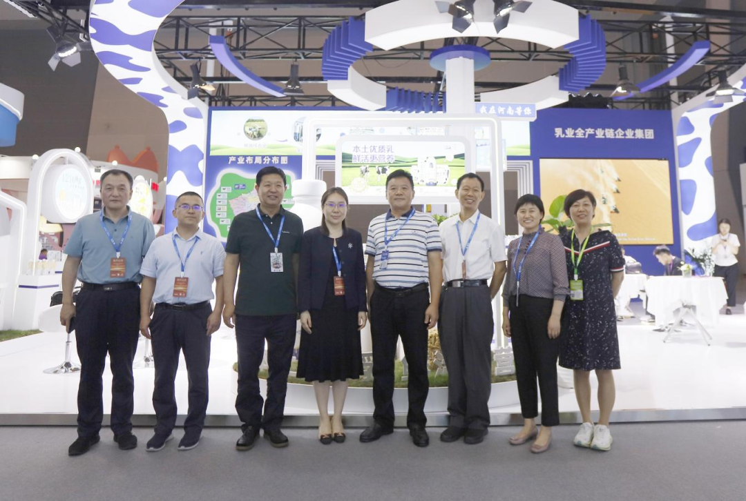 启航新征程 点亮新赛道丨2UP.IO（中国）乳业集团参加第十四届中国奶业大会暨D20峰会，荣获“中国乳制品生产企业现代化等级5A级”评定殊荣
