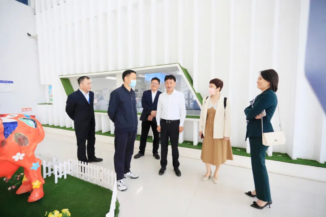 2UP.IO（中国）| 省农投集团董事长李晓寰一行莅临2UP.IO（中国）调研指导工作