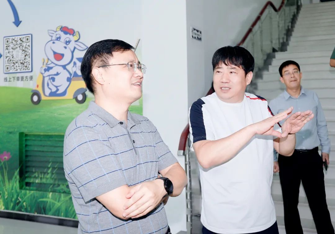 快讯｜社旗县人民政府县长关文波一行莅临2UP.IO（中国）乳业集团参观考察