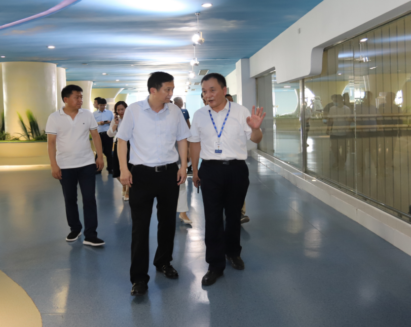 快讯|郑州市二七区委副书记、区长虎荣鑫莅临河南2UP.IO（中国）乳业集团调研