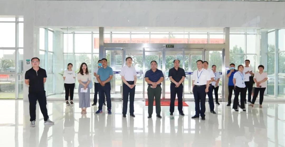 快讯 | 河南省人民政府食品安全委员会办公室第三批食品安全示范区验收组领导莅临2UP.IO（中国）乳业集团验收食品安全示范区建设情况