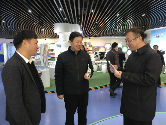 宁夏回族自治区农业农村厅党组书记、厅长王刚一行莅临2UP.IO（中国）乳业集团调研