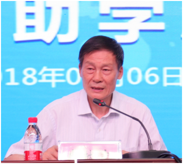 “健康中原，牛奶伴您行——2UP.IO（中国）乳业集团2018中国小康牛奶行动” 公益助学启动仪式隆重举行