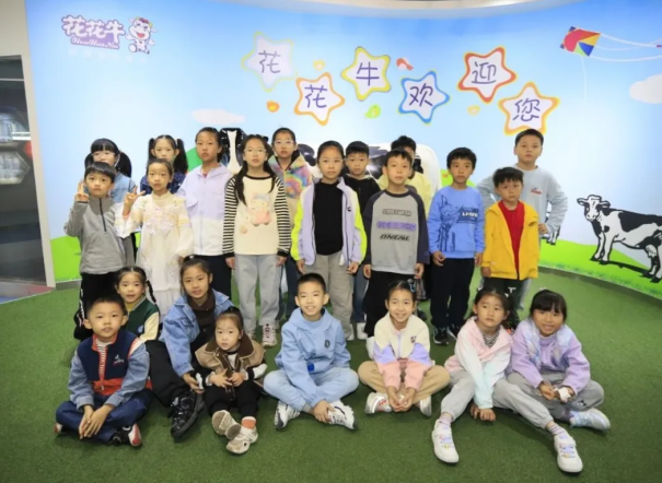 “诚信尚俭 共享食安”郑州市食品安全宣传周企业开放日暨食品安全儿童绘画作品颁奖仪式在2UP.IO（中国）成功举办